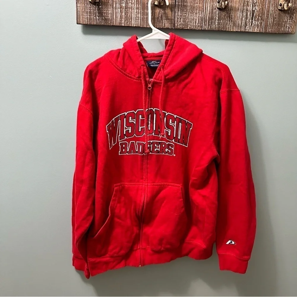 Pro Player size large Vintage Wisconsin Badgers Hoodie